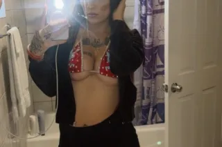 Thick N Juicy 💦☃ - Image 8