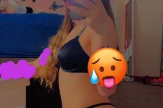 Young, pretty, and petite ready to go 👅 call me! - Image 6