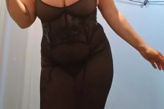 bubble booty 🤪 2 girls available outcall/incall - Image 3