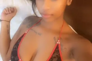 ARRIVING WEDNESDAY!! Sweet, Tight & Juicy Caribbean Beauty 🏝🍫💦💙 Incalls & Outcalls Available 24/7 💯 - Image 1