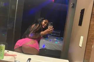 New in town- see me😘🏆 - Image 7